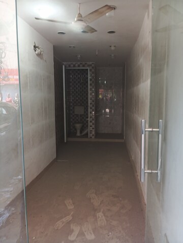  Shop For Rent in Lajpat Nagar 4