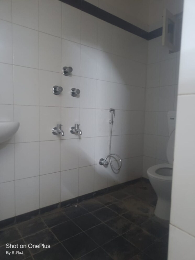 Bathroom, koramangala 2 Bedroom 1000 Sq.Ft. Builder Floor In Koramangala Bangalore 8642756