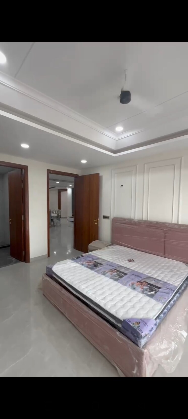 Bedroom, tdi-the-retreat 5 Bedroom 500 Sq.Yd. Builder Floor In Sector 89 Faridabad 8642854