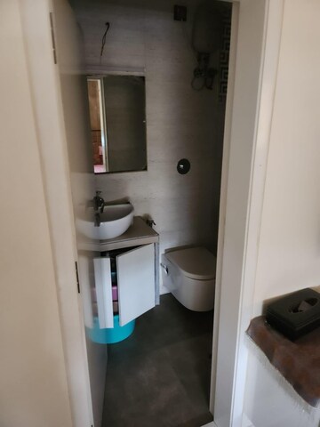 Bathroom in 5 BHK Apartment at Ajanta Apartment Colaba, Colaba – for Rent