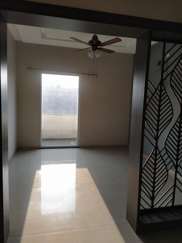 Room in 3 BHK Independent House at GMADA Eco City, North Mullanpur – for Rent
