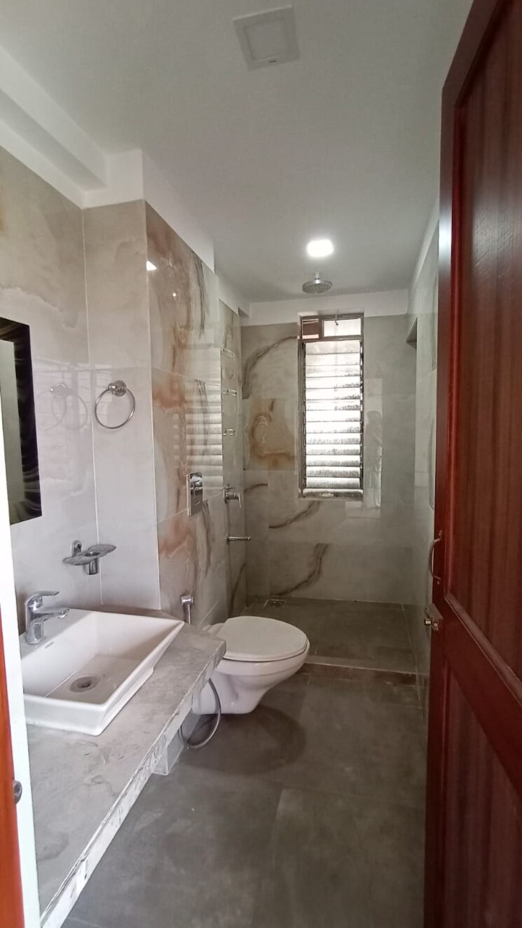 Bathroom, chembur 3 Bedroom 920 Sq.Ft. Apartment In Chembur Mumbai 8642957