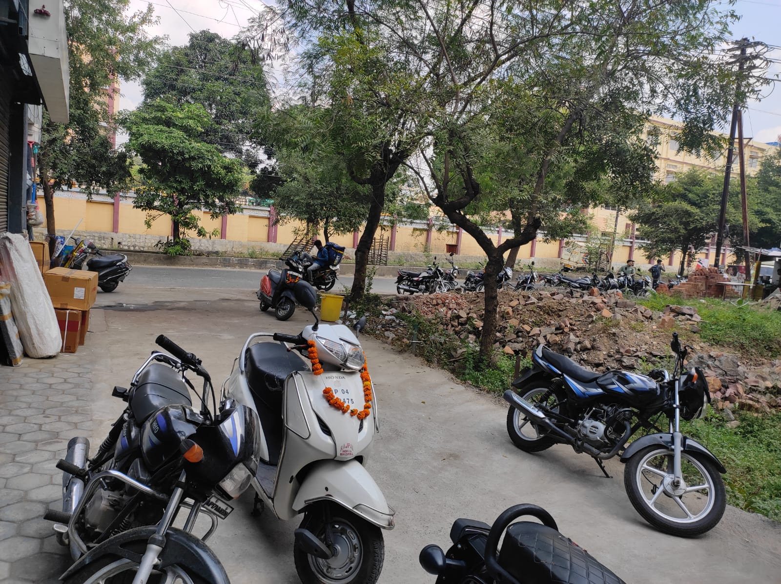 Plot For Sale in Sadhna Housing PhasE-2