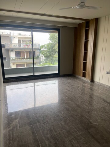 4 BHK Builder Floor For Rent in Sector 25