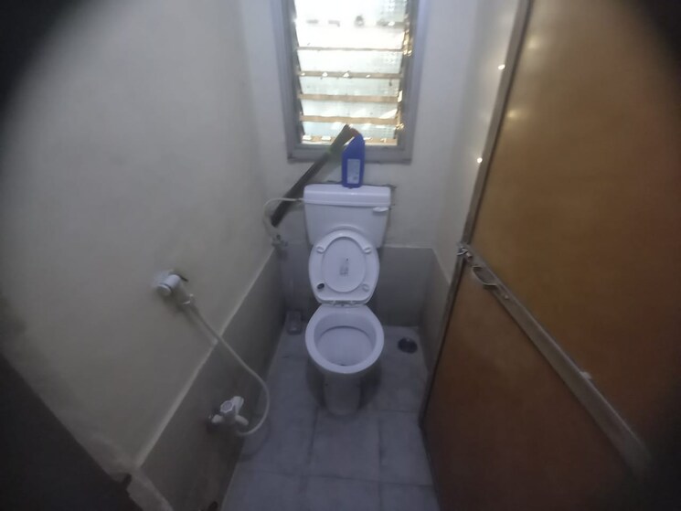 Bathroom, yash-anand-chs 1 Bedroom 328 Sq.Ft. Apartment In Naupada Thane 8643105