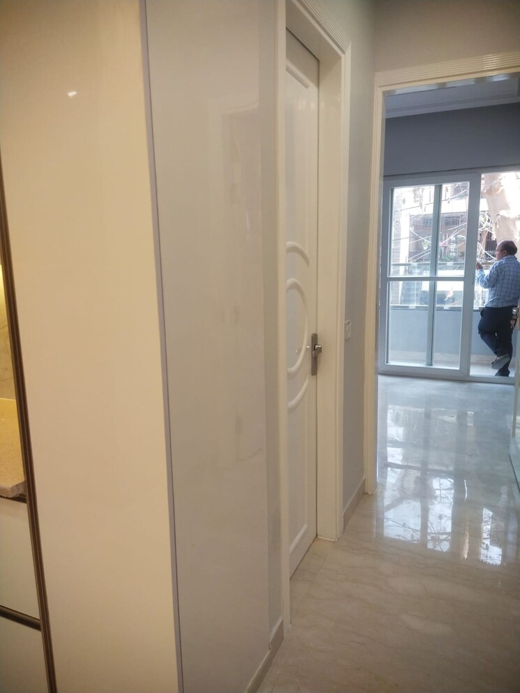 Room, ashok nagar 2.5 Bedroom 900 Sq.Ft. Builder Floor In Ashok Nagar Delhi 8643141