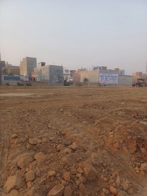 Plot For Sale in Dheeraj Nagar