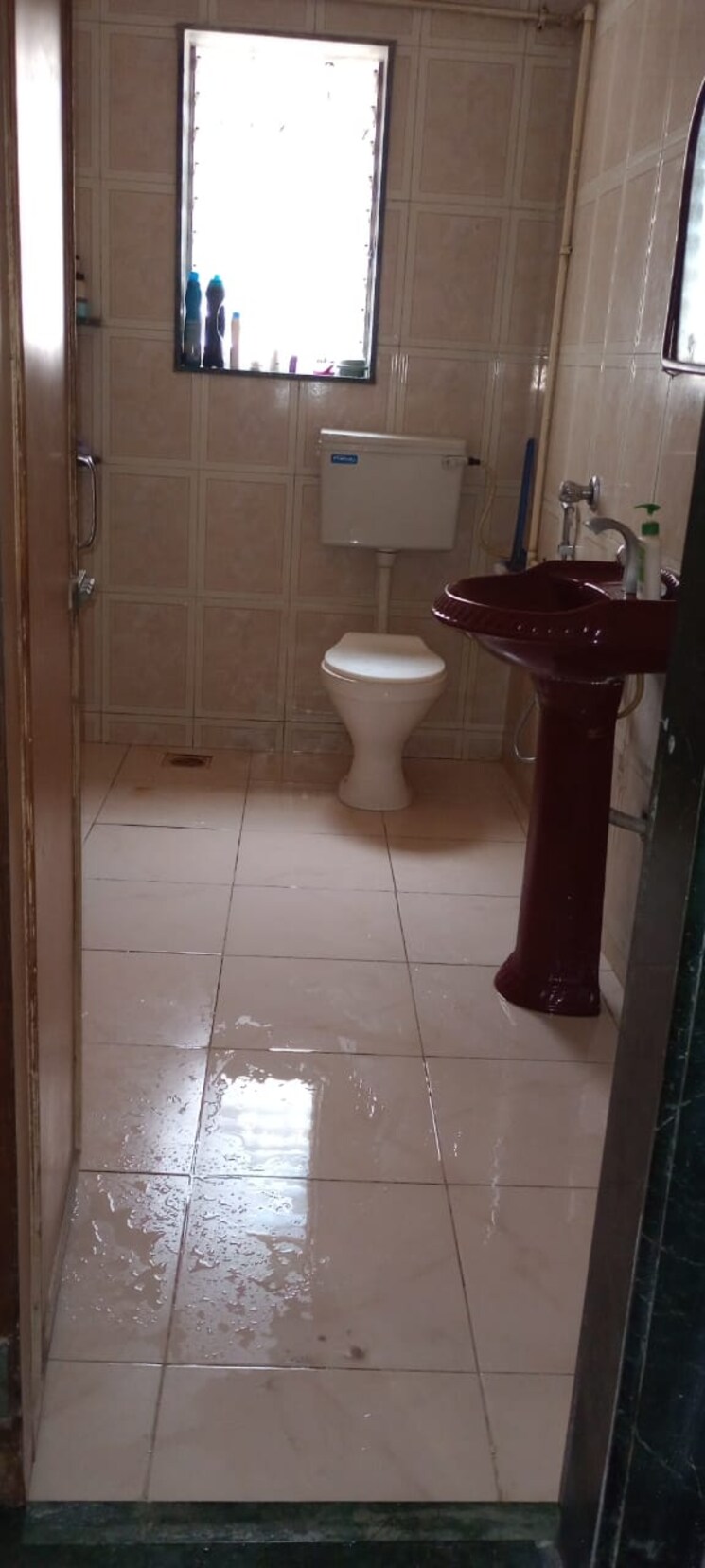 Bathroom, vile-parle-mahaveer 3 Bedroom 1238 Sq.Ft. Apartment In Vile Parle West Mumbai 8643170