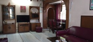 Living Room in 3 BHK Apartment at Vile Parle Mahaveer, Vile Parle West – for Sale