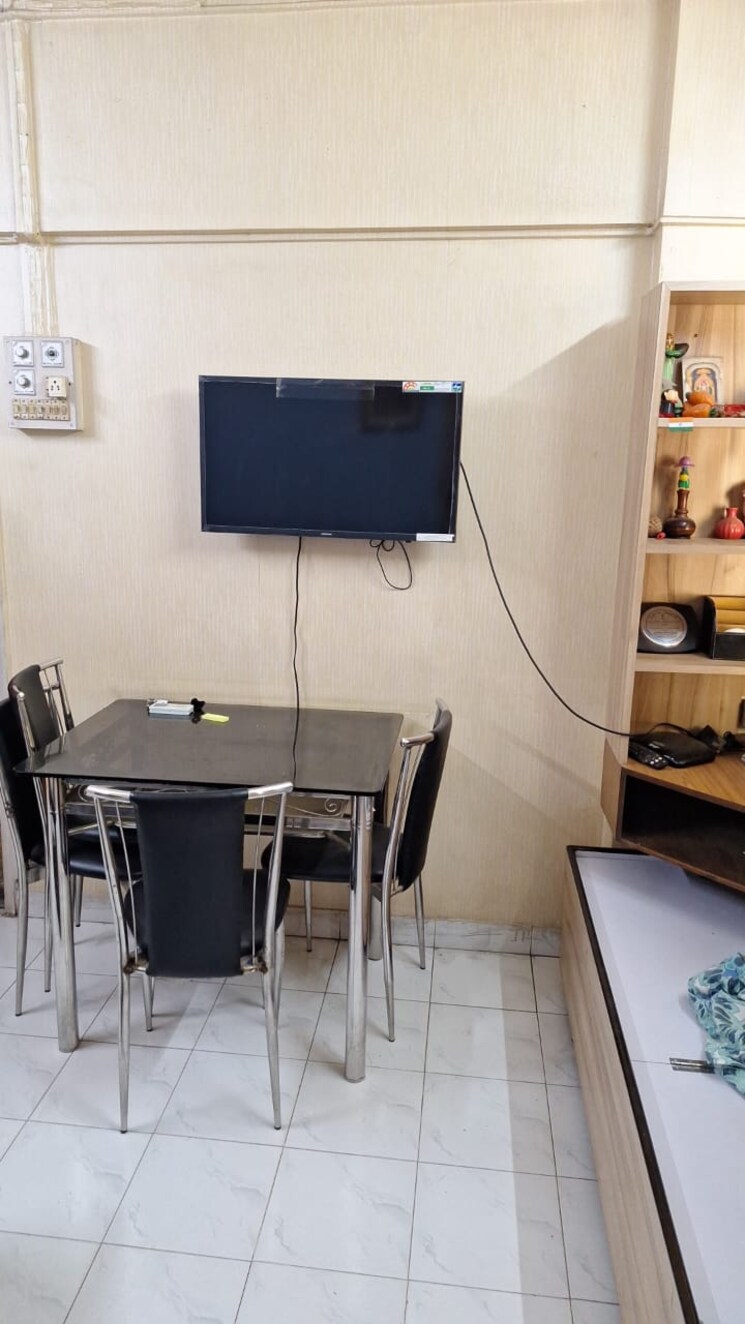 Living Room, rajeshree-accord-chs 1 Bedroom 400 Sq.Ft. Apartment In Andheri East Mumbai 8643156