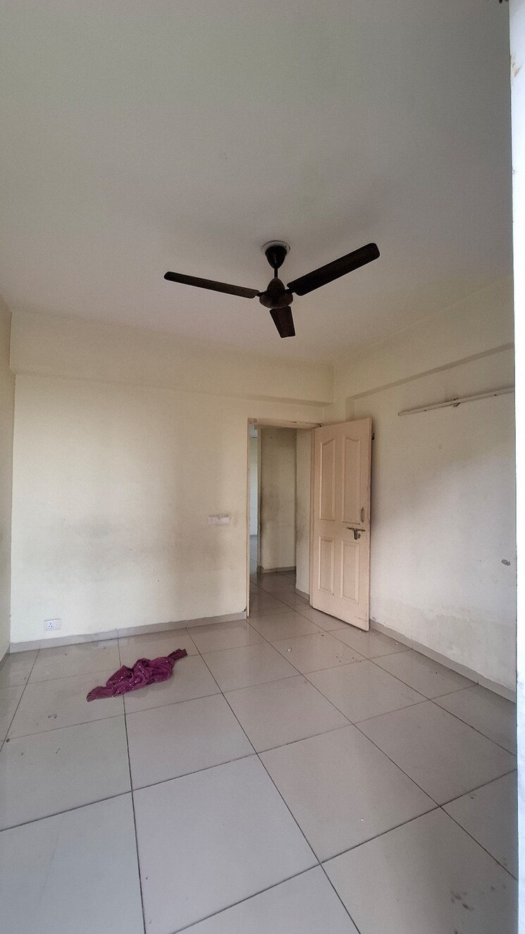 Room, wave-dream-homes 2.5 Bedroom 1050 Sq.Ft. Apartment In Wave City Ghaziabad 8643233