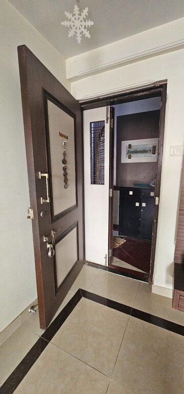  3 BHK Apartment at Yogi Residency, Borivali East – for Rent