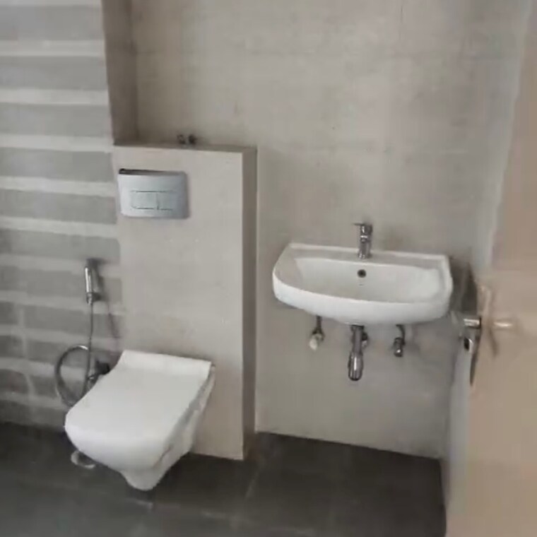 Bathroom, pareena-micasa 3 Bedroom 1999 Sq.Ft. Apartment In Nurpur Jharsa Gurgaon 8643268
