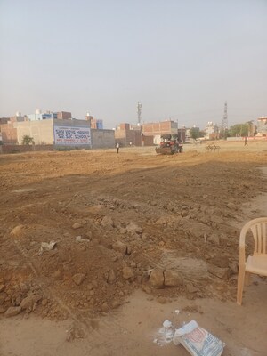  Plot For Sale in Dheeraj Nagar