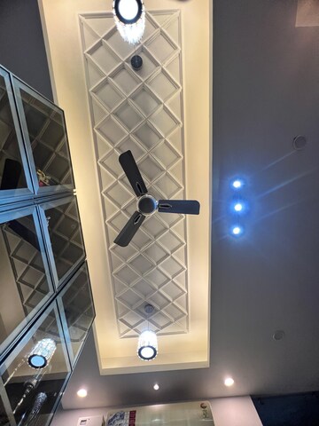 Staircase in 3.5 BHK Builder Floor at Orchid Island, Sector 51 – for Rent