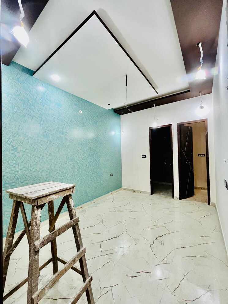 undefined, madhavpuram 3 Bedroom 130 Sq.Yd. Builder Floor In Madhavpuram Meerut 8643370