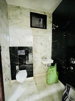 3 BHK + Extra Room 130 Sq.Yd. Builder Floor in Saraswati Lock 