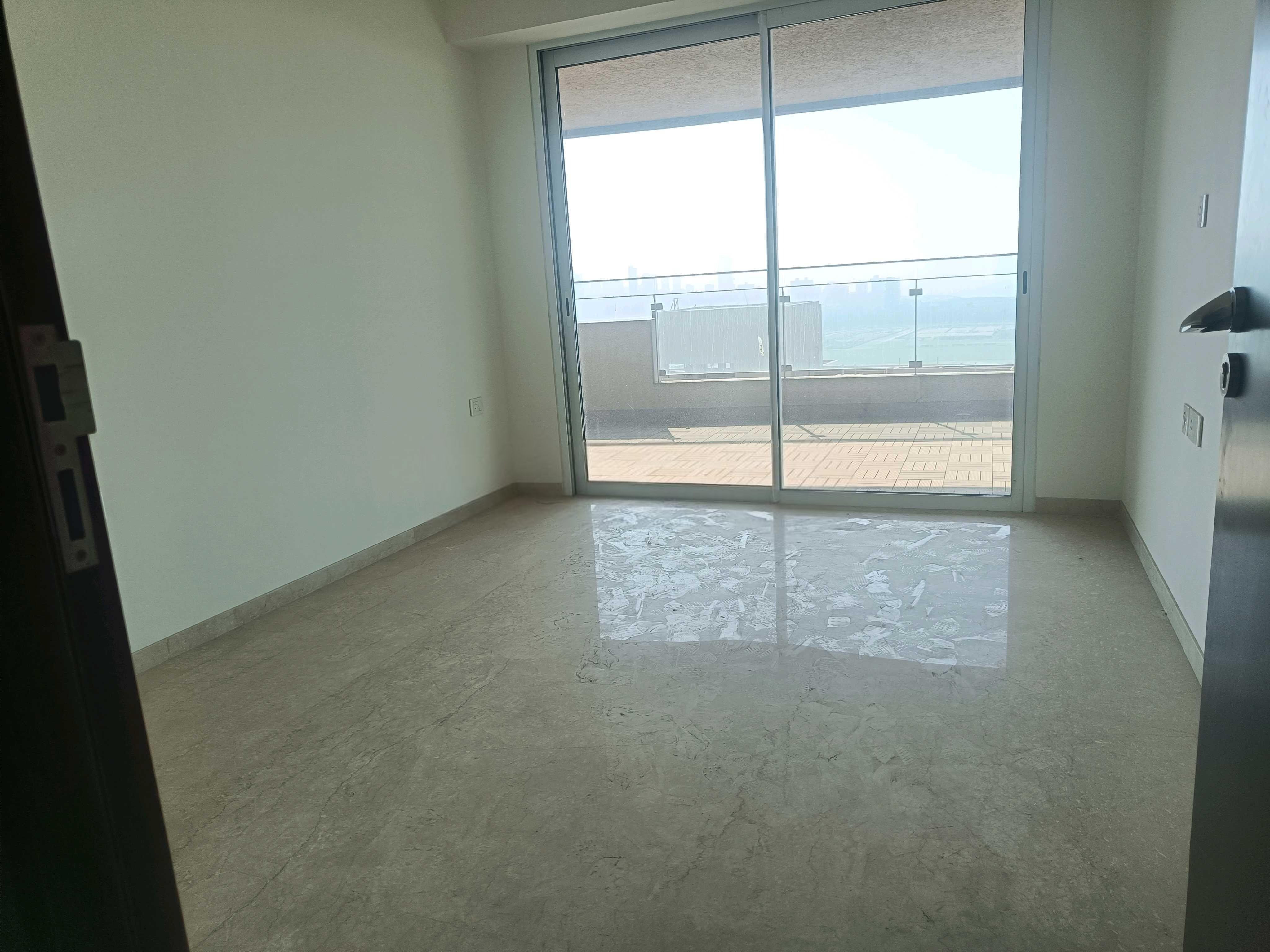 3 BHK + Servant Room 2100 Sq.Ft. Apartment in Lokhandwala Minerva Mahalaxmi