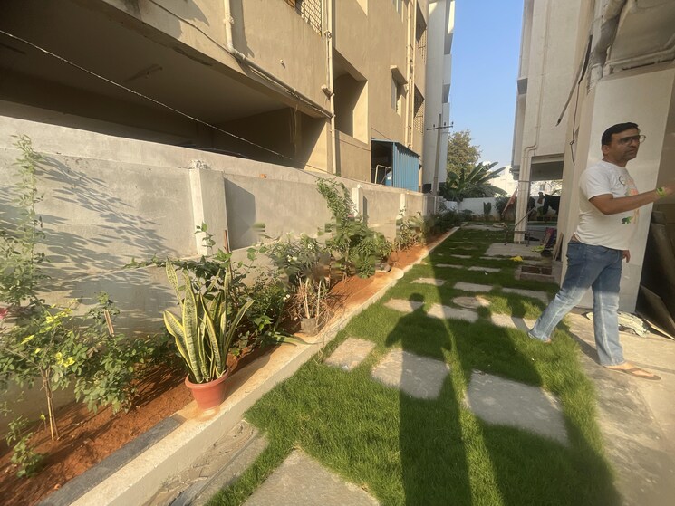 Balcony, stand-alone-apartment 3 Bedroom 1501 Sq.Ft. Apartment In Madhapur Hyderabad 8643465