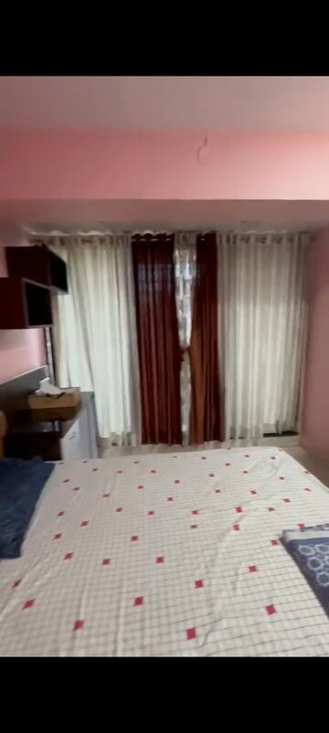 Bedroom in 2.5 BHK Apartment at Sai Siddhi Tower, Ghatkopar East – for Rent