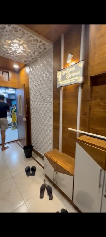 Bathroom in 2.5 BHK Apartment at Sai Siddhi Tower, Ghatkopar East – for Rent