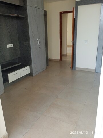 Room in 2 BHK Apartment at SS The Leaf, Sector 85 – for Rent