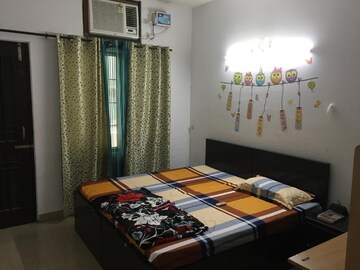 Bedroom in 3 BHK Builder Floor at Ardee City, Sector 52 – for Rent