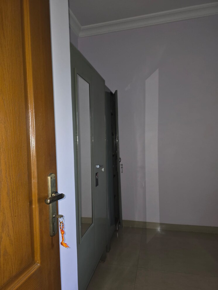 undefined, interface-building 2 Bedroom 750 Sq.Ft. Apartment In Malad West Mumbai 8643428