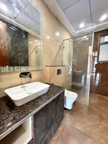 Bathroom in 3 BHK Builder Floor at Palam Vihar – for Sale