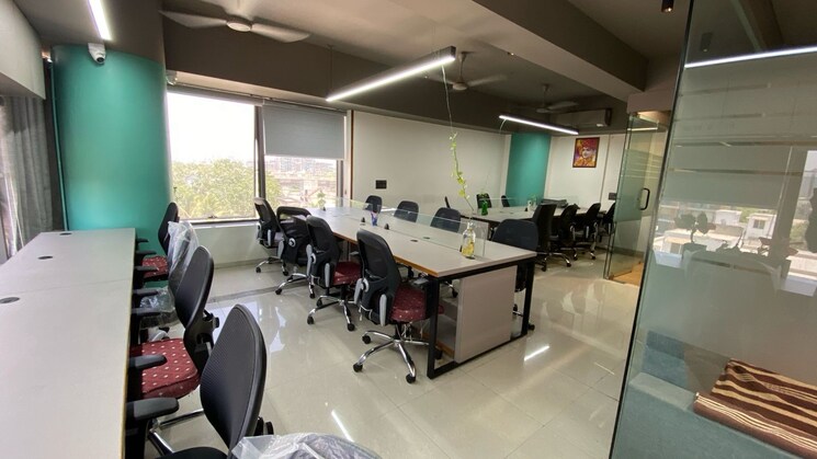Team Area, iscon-emporio Commercial Office Space 1150 Sq.Ft. In Jodhpur Ahmedabad 8643379