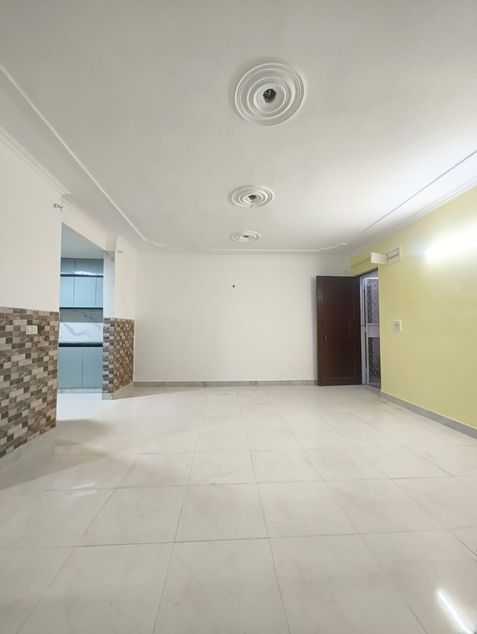 2 BHK Builder Floor For Rent in Paryavaran Complex