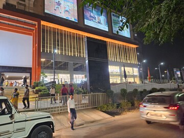  Shop – Exterior View View at Adihm Ithums Galleria, Alpha Ii Greater Noida - for Sale