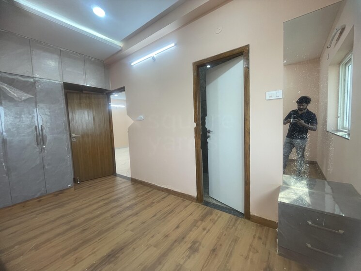 Room, stand-alone-apartment 3 Bedroom 1501 Sq.Ft. Apartment In Madhapur Hyderabad 8643491