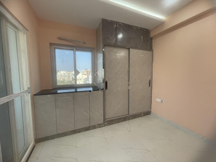 Room, stand-alone-apartment 3 Bedroom 1501 Sq.Ft. Apartment In Madhapur Hyderabad 8643491