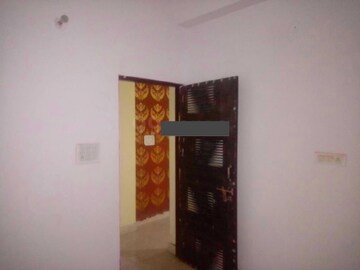 Furnished Amenities in 2 BHK Apartment at Shalimar Apartments Shalimar Garden, Shalimar Garden – for Sale