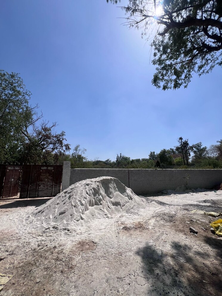 undefined, sector 42  240 Sq.Yd. Plot In Sector 42 Gurgaon 8643697