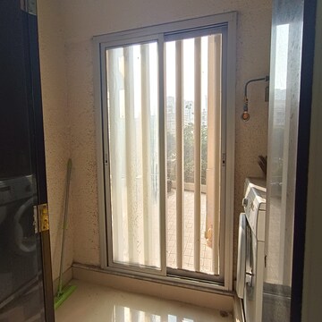 2 BHK Apartment at DB Orchid Suburbia, Kandivali West – for Rent