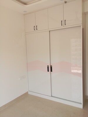 Room in 3 BHK Apartment at ATS Nobility, Sector 4 Greater Noida – for Sale