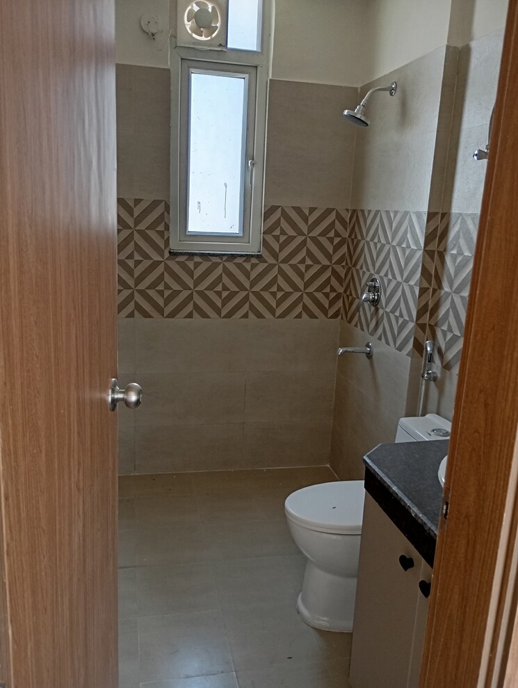 Bathroom, ats-nobility 3 Bedroom 1675 Sq.Ft. Apartment In Sector 4 Greater Noida Greater Noida 8643651