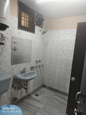Bathroom in 3 BHK Apartment at Vastu Apartments, Sector 55 – for Sale