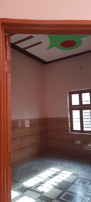 Room in 2.5 BHK Independent House at Ballabhgarh – for Sale