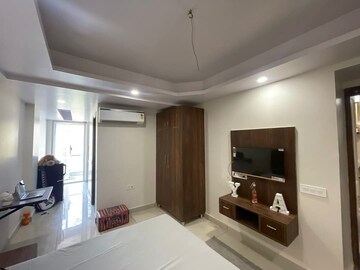 1 RK Builder Floor For Rent in SAS Tower, Sector 38