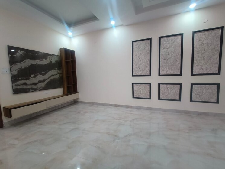 Room, sector 123 3 Bedroom 140 Sq.Yd. Villa In Sector 123 Mohali 8644399