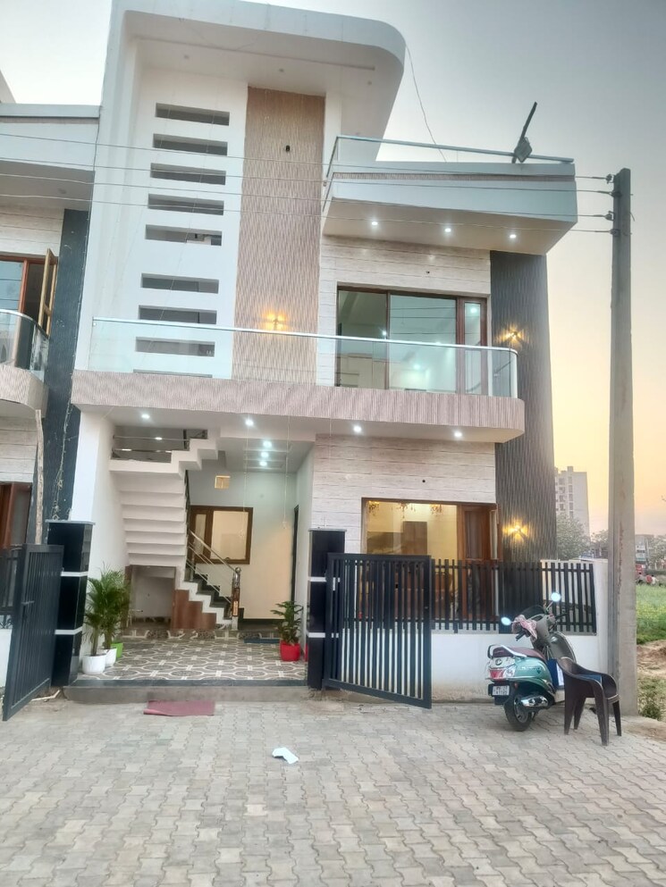 Exterior View, sector 123 3 Bedroom 140 Sq.Yd. Villa In Sector 123 Mohali 8644399