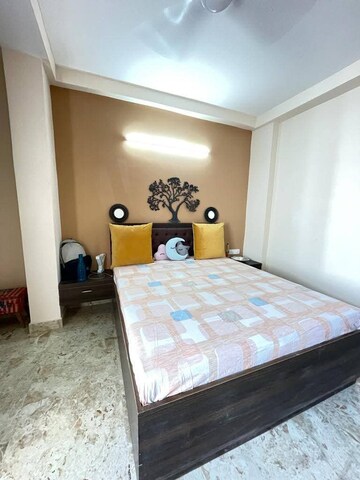Bedroom in 1 BHK Builder Floor at Hong Kong Bazaar, Sector 57 – for Rent