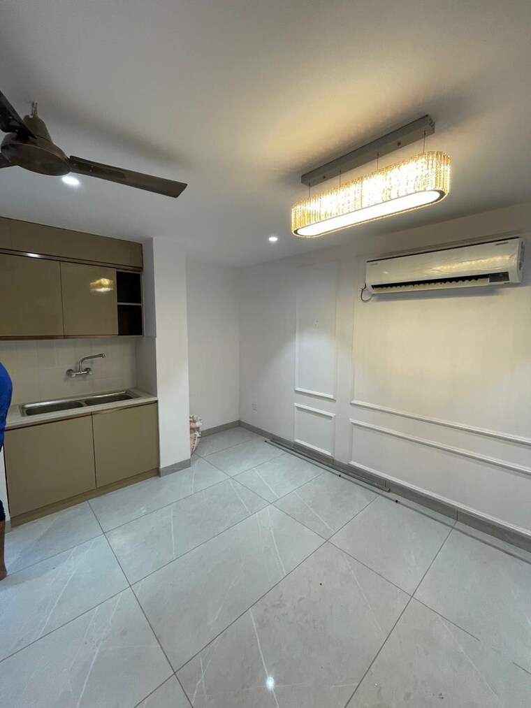 Kitchen, maxxus-elanza 5 Bedroom 5000 Sq.Ft. Penthouse In International Airport Road Zirakpur 8643971