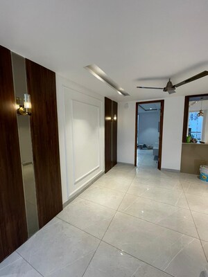 Room in 5 BHK Penthouse at Maxxus Elanza, International Airport Road – for Sale