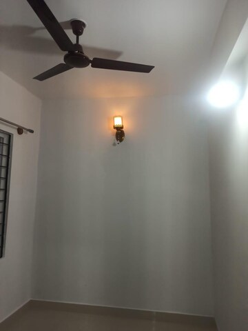 Room in 2 BHK Apartment at Shriram Liberty Square, Electronic City Phase ii – for Rent