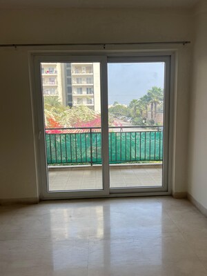 Room in 4 BHK Apartment at Puri Anand Villas Phase II, Sector 81 – for Sale