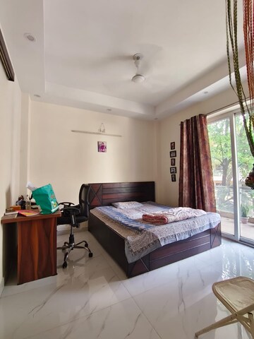 Bedroom in 3 BHK Builder Floor at Ansal Sushant Lok I, Sector 43 – for Rent